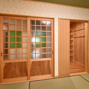 お母様の部屋 建具は当社オリジナル